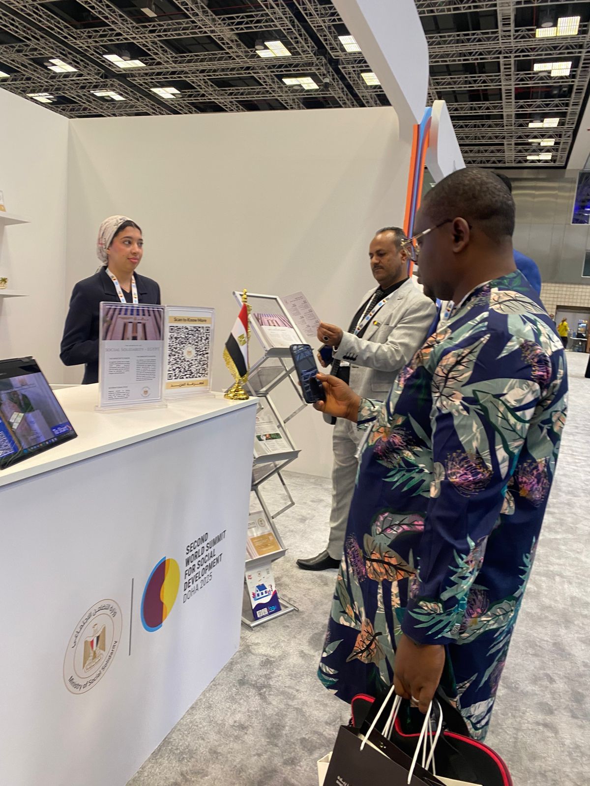 جناح وزارة التضامن بمؤتمر القمة العالمية للتنمية الاجتماعية بالدوحة جناح وزارة التضامن بمؤتمر القمة العالمية للتنمية الاجتماعية بالدوحة