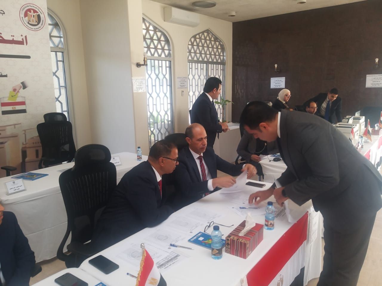 انتخابات مجلس النواب بالسفارة المصرية بمسقط (6) انتخابات مجلس النواب بالسفارة المصرية بمسقط (6)