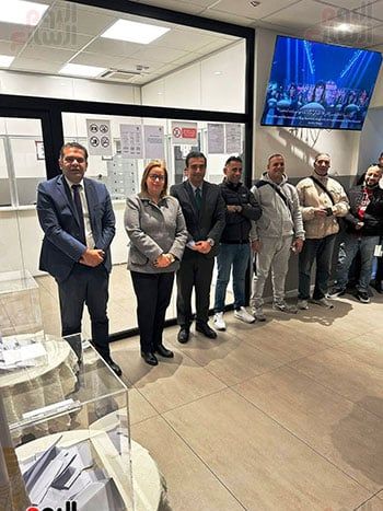 لجان-الاقتراع-فى-ميلانو لجان-الاقتراع-فى-ميلانو