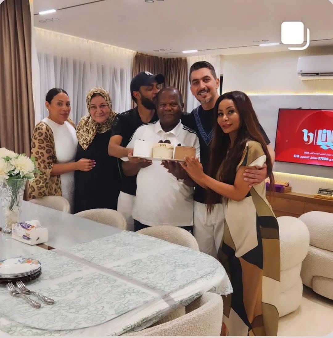 صورة أخري لوالد محمد رمضان صورة أخري لوالد محمد رمضان