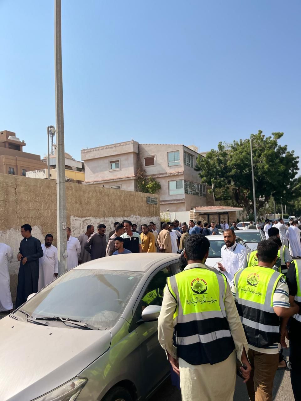 احتشاد المصريين في جدة (1) احتشاد المصريين في جدة (1)