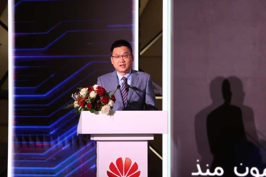 قيادات شركة هواوي يكشفون خطط الشركة لزيادة حجم استثماراتها في مصر قيادات شركة هواوي يكشفون خطط الشركة لزيادة حجم استثماراتها في مصر