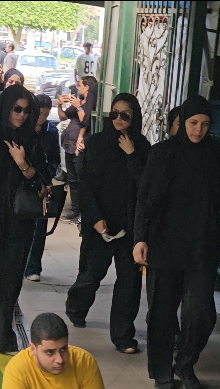 جنازة والد محمد رمضان جنازة والد محمد رمضان