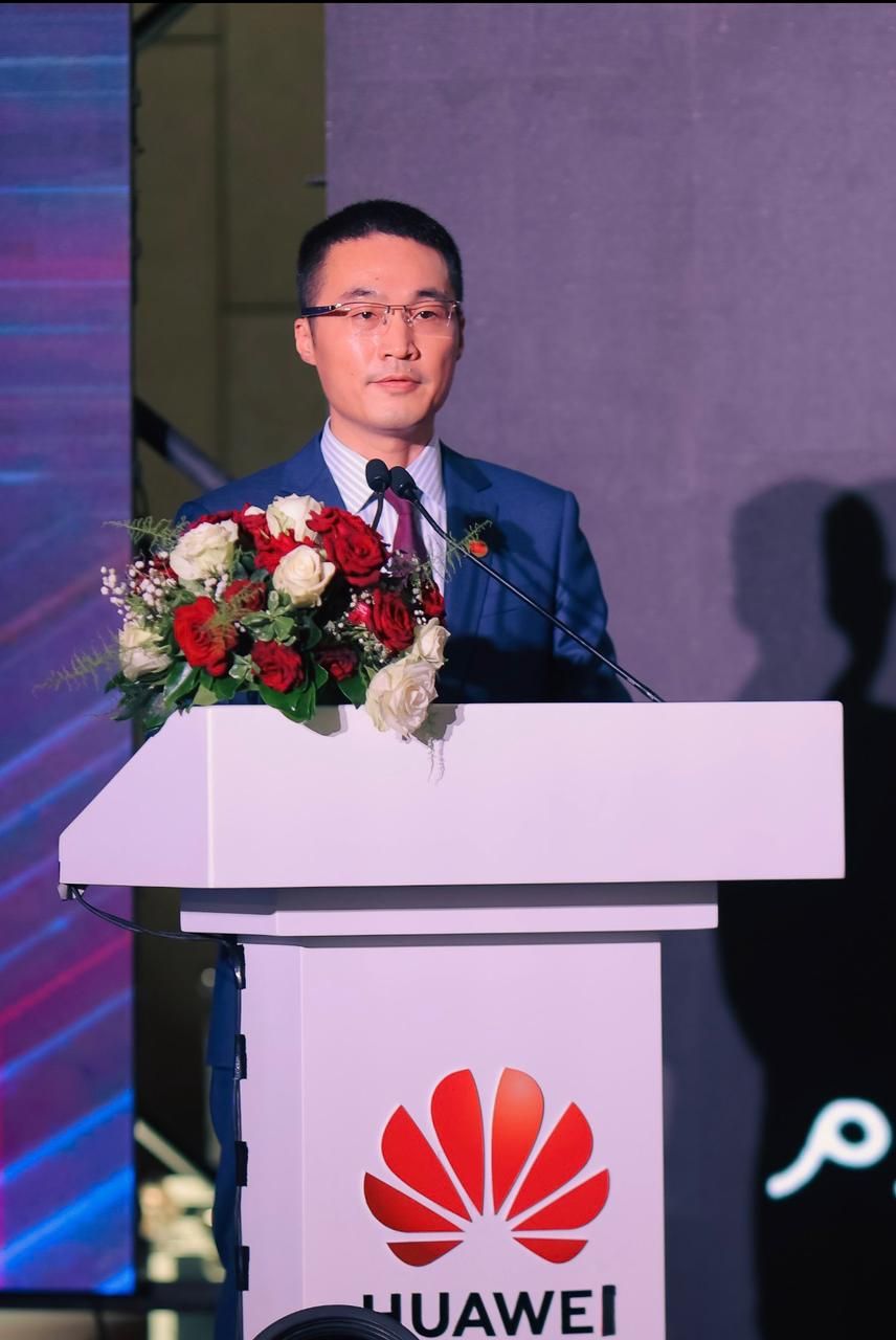 مسئولو هواوي يكشفون أحدث منتجات الشركة في مصر مسئولو هواوي يكشفون أحدث منتجات الشركة في مصر