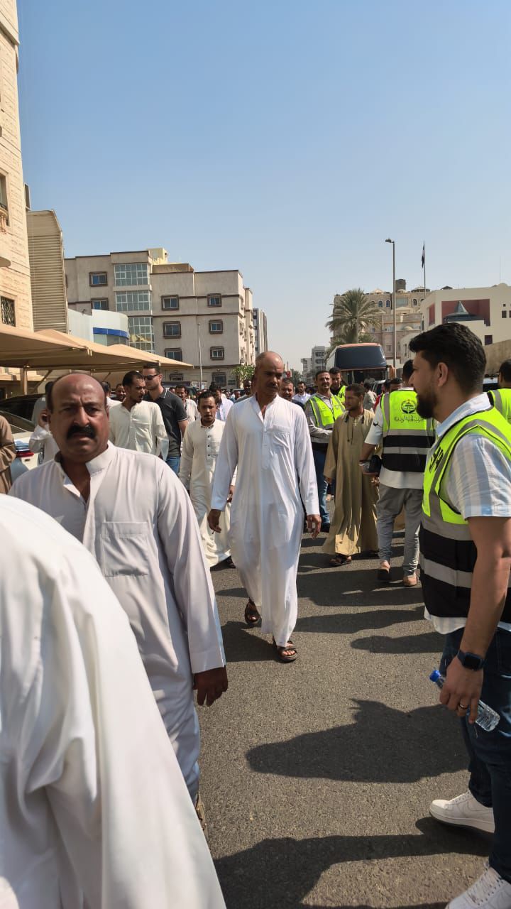 احتشاد المصريين في جدة (5) احتشاد المصريين في جدة (5)