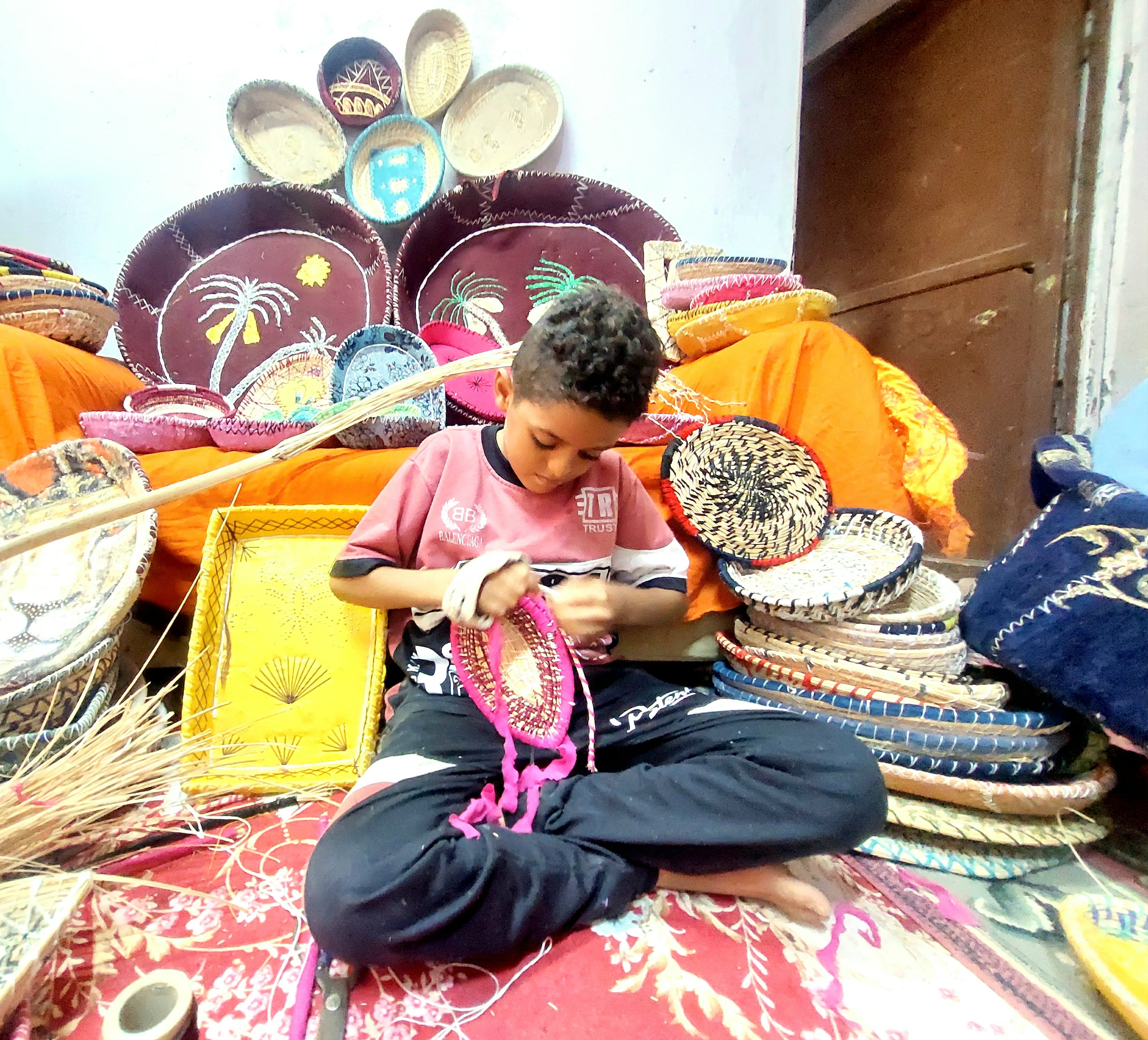 قطع فنية من عرجون النخيل فى الوادى الجديد (2) قطع فنية من عرجون النخيل فى الوادى الجديد (2)