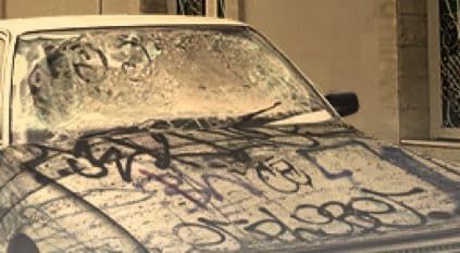 أمانة المدينة المنورة تسحب المركبات المهملة والتالفة