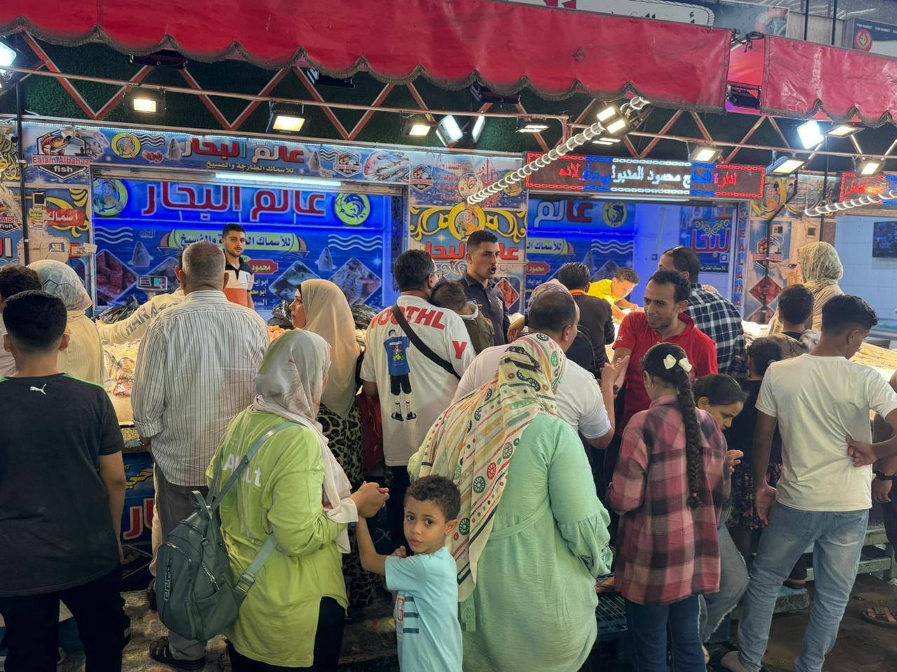 السوق لااسماك السوق لااسماك