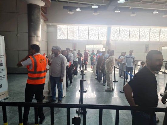 لجان-التصويت-تستقبل-الناخبين لجان-التصويت-تستقبل-الناخبين