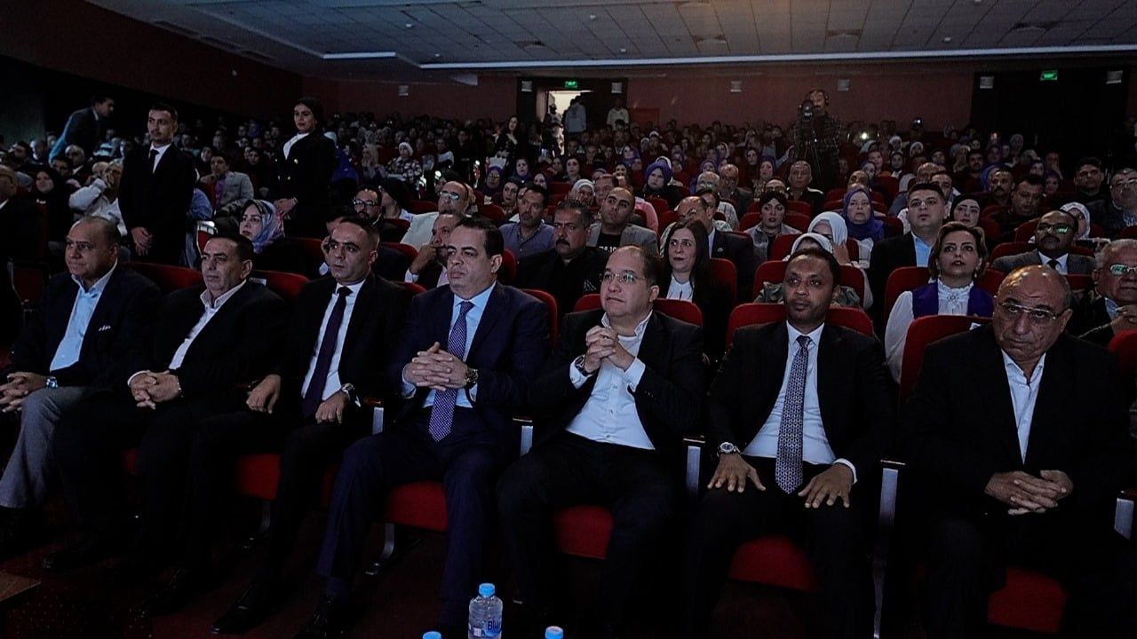 حضزر المؤتمر حضزر المؤتمر