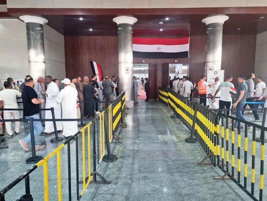 الجاليات-المصرية-تُقبل-على-التصويت الجاليات-المصرية-تُقبل-على-التصويت