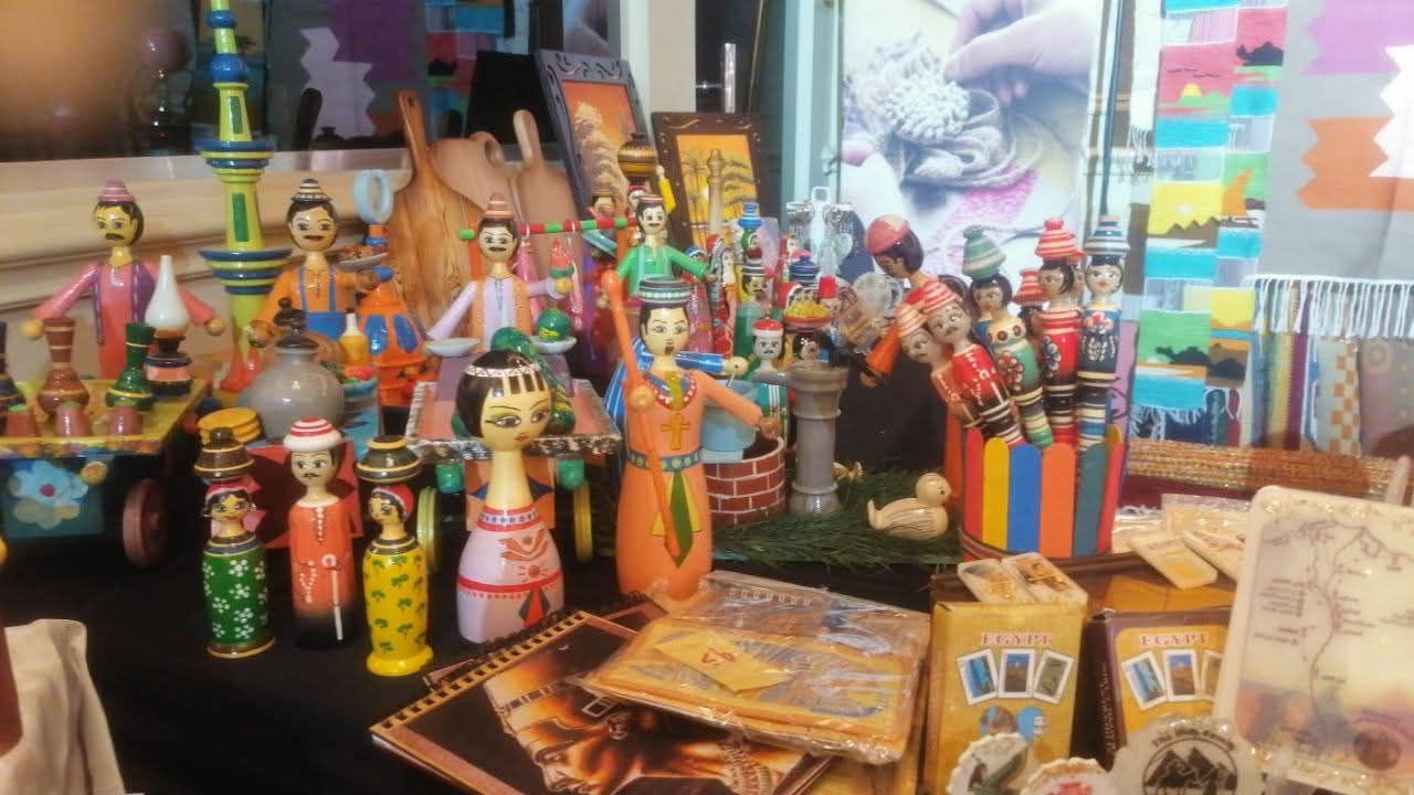 مشاركة بمعارض منصة أيادي مصر مشاركة بمعارض منصة أيادي مصر