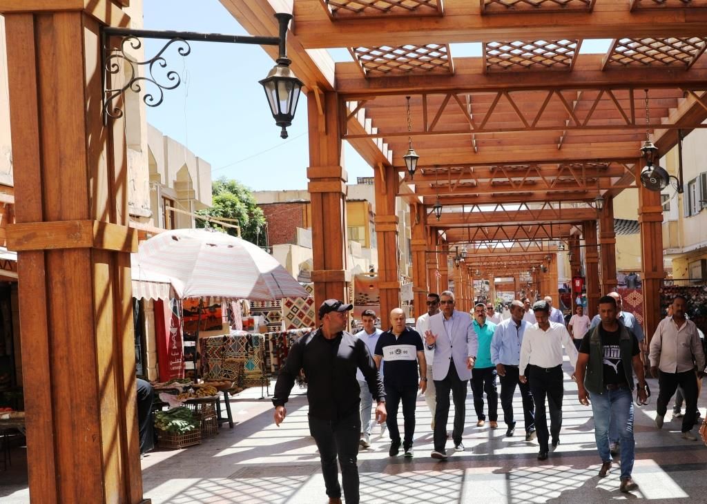 تطوير السوق السياحي تطوير السوق السياحي