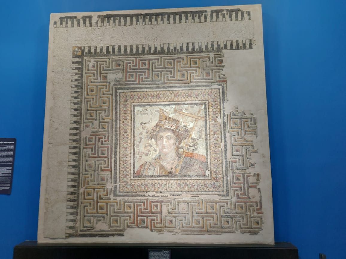 لوحة الفسيفساء للملكة البطلميه