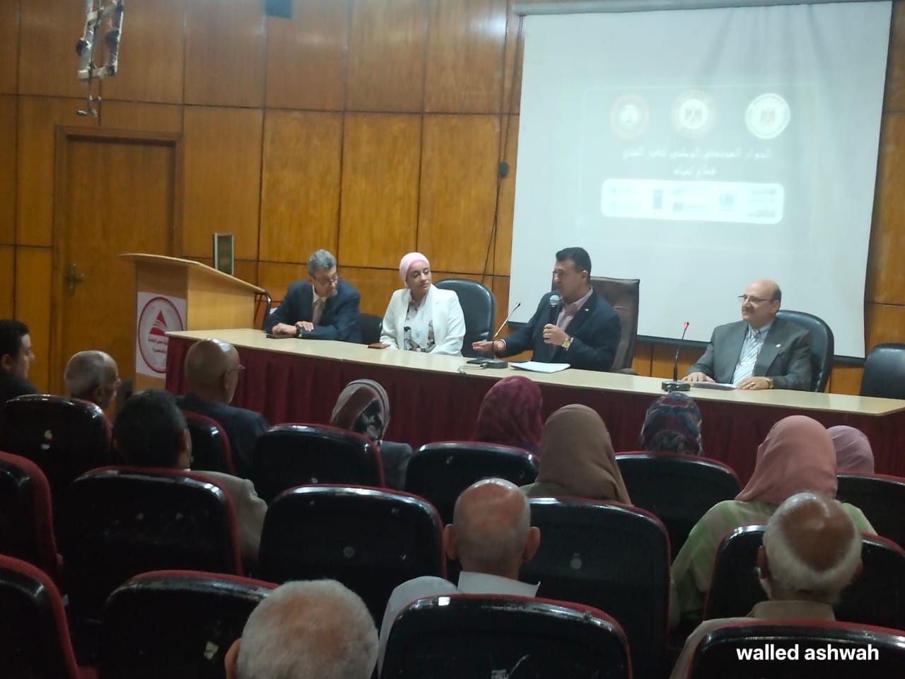 ندوات لرفع الوعي البيئي ندوات لرفع الوعي البيئي