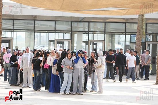 توافد على المتحف الكبير (8) توافد على المتحف الكبير (8)