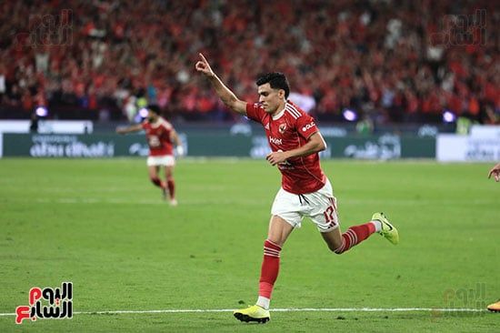 بن شرقى يحتفل بالهدف بن شرقى يحتفل بالهدف