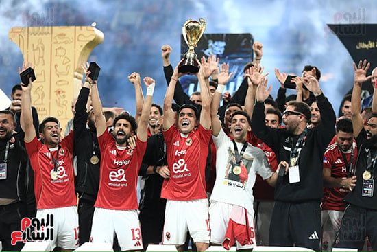 التتويج بالسوبر التتويج بالسوبر