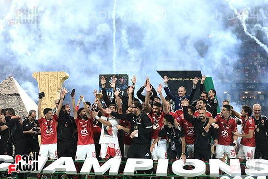 تتويج الأهلي ببطولة السوبر تتويج الأهلي ببطولة السوبر