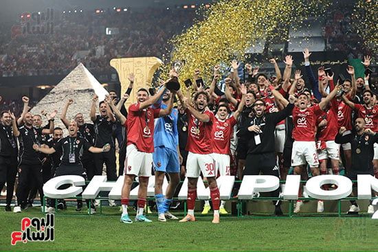 فرحة لاعبي الأهلي بالسوبر فرحة لاعبي الأهلي بالسوبر