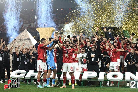 احتفالات لاعبي الأهلي بالسوبر احتفالات لاعبي الأهلي بالسوبر