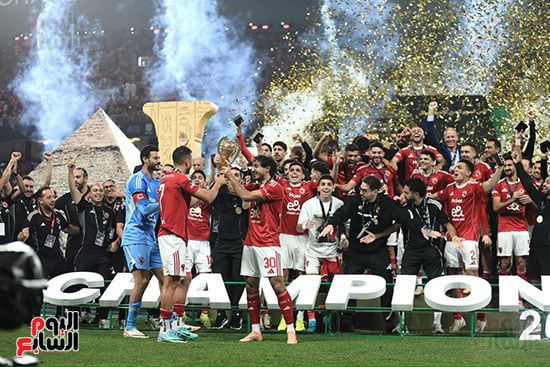 احتفال لاعبى الأهلى احتفال لاعبى الأهلى