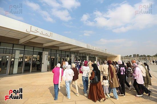 توافد على المتحف الكبير (11) توافد على المتحف الكبير (11)