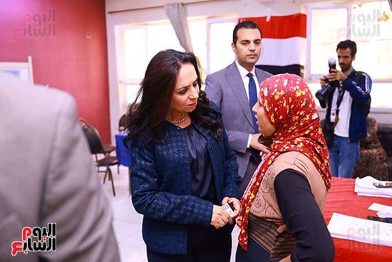 وزيرة التضامن تدلي بصوتها في انتخابات النواب (7) وزيرة التضامن تدلي بصوتها في انتخابات النواب (7)