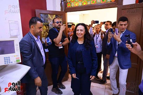 وزيرة التضامن تدلي بصوتها في انتخابات النواب (8) وزيرة التضامن تدلي بصوتها في انتخابات النواب (8)