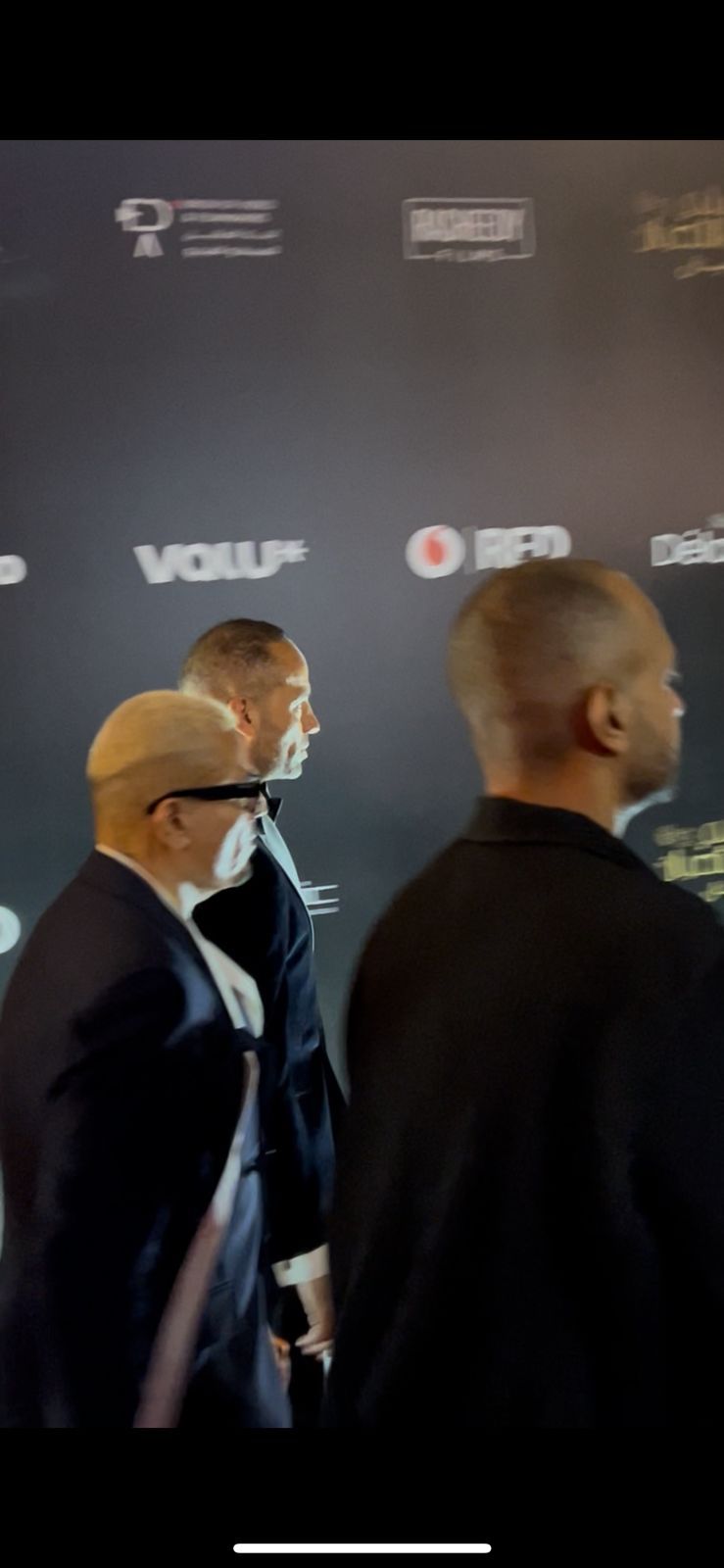 عمرو دياب يدعم صديقه طارق العريان في العرض الخاص لفيلم السلم والثعبان- لعب عيال (2)