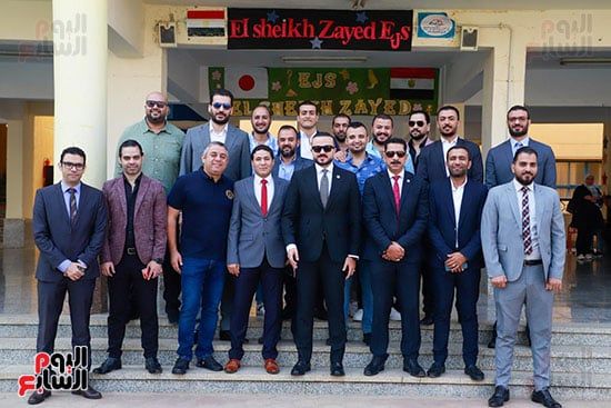 محمد الجارحى يدلى بصوته الانتخابى بالمدرسة اليابانية بالشيخ زايد (1)