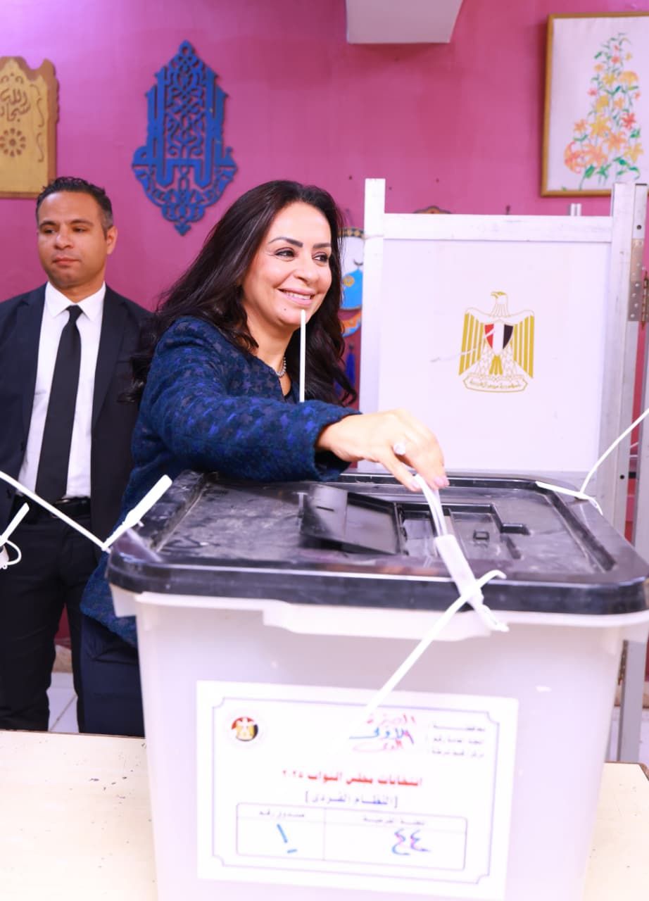 وزيرة التضامن تدلي بصوتها في انتخابات النواب