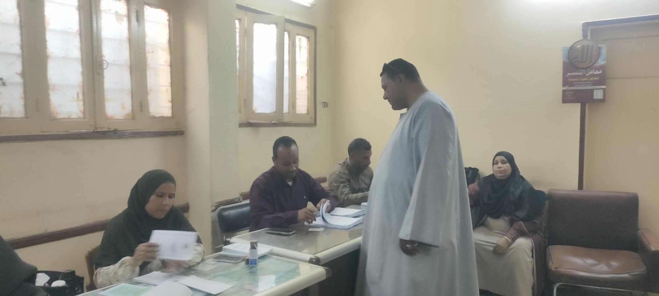 إقبال المواطنين على التصويت بالأقصر في أولى ساعات فتح لجان الإنتخابات