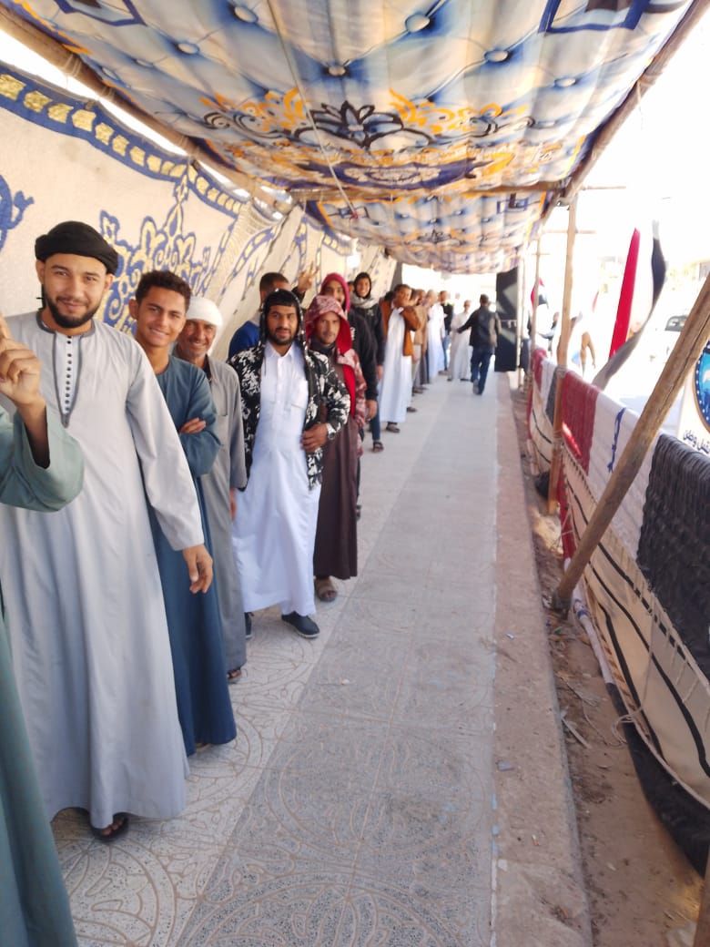 اقبال كبير على لجان قرى مطروح اقبال كبير على لجان قرى مطروح