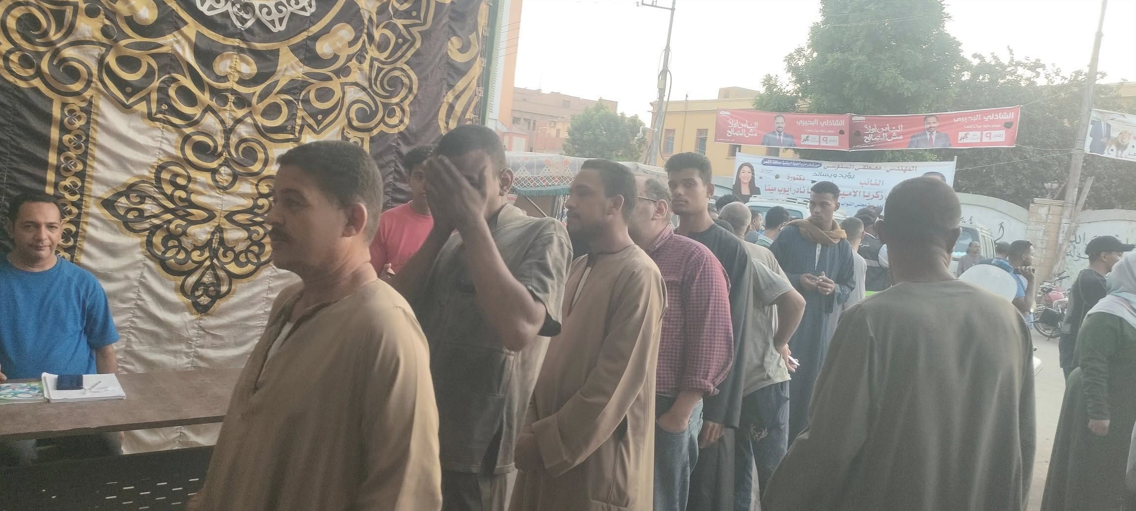 توافد المواطنين على التصويت بالأقصر في أولى ساعات فتح لجان الإنتخابات_1