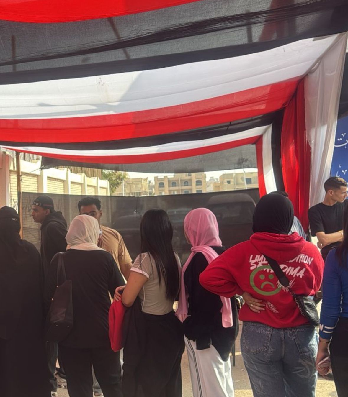 لجان حدائق اكتوبر والفردوس والرماية تشهد إقبالا للتصويت بانتخابات النواب (1) لجان حدائق اكتوبر والفردوس والرماية تشهد إقبالا للتصويت بانتخابات النواب (1)