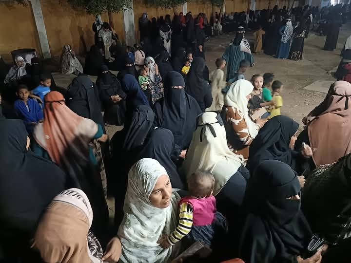 جانب من اقبال السيدات