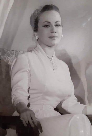 هند رستم بإطلالة محتشمة راقية هند رستم بإطلالة محتشمة راقية