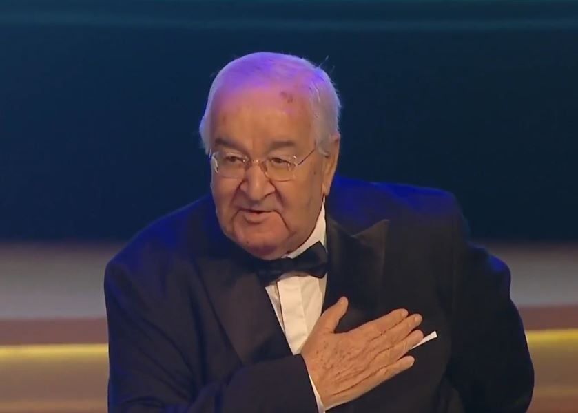 تكريم المخرج محمد عبد العزيز (2)