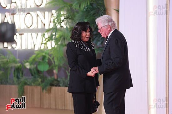 حسين فهمى وإسعاد يونس حسين فهمى وإسعاد يونس