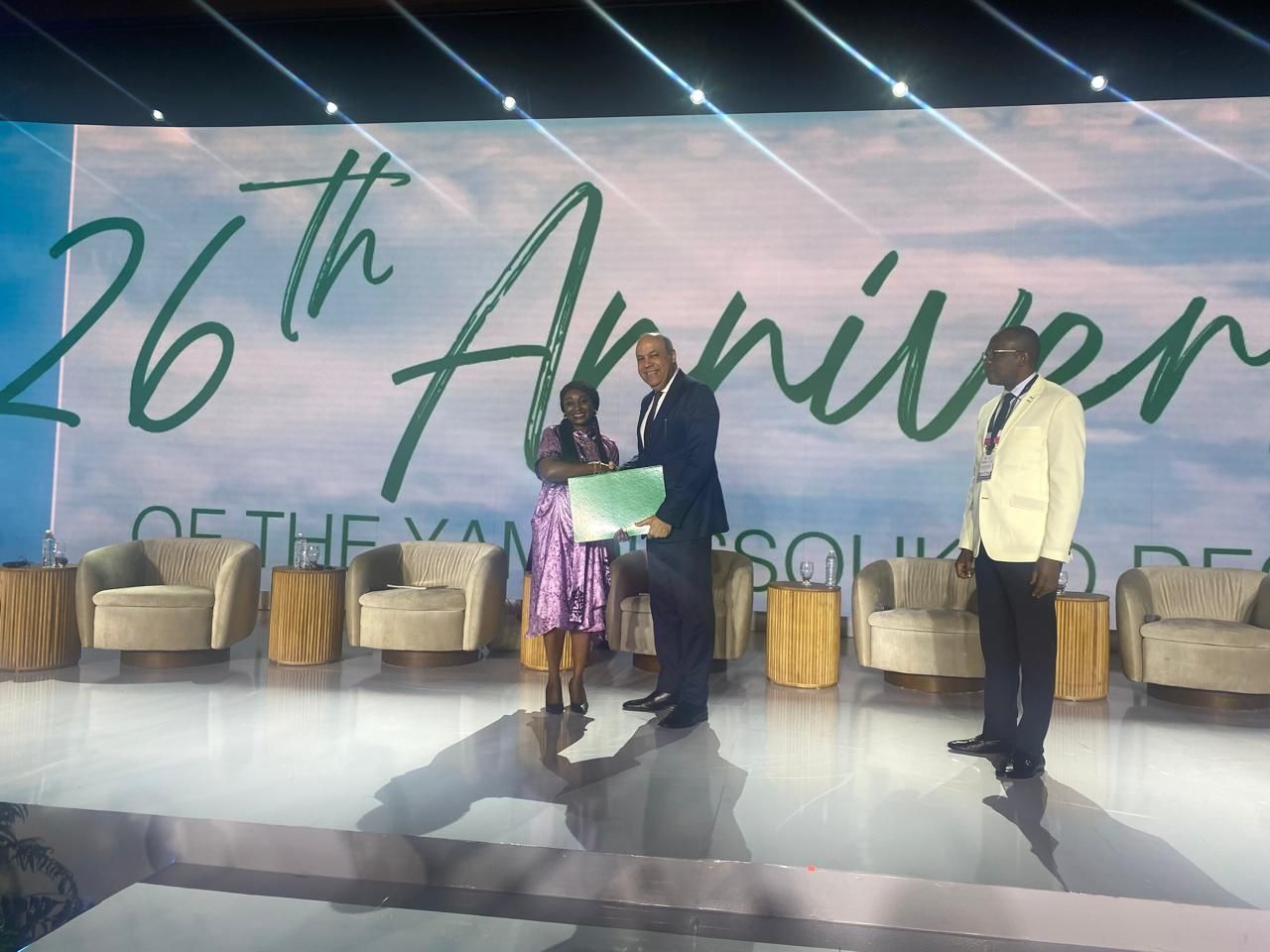 WhatsApp Image 2025-11-13 at 21.22.32 (1) WhatsApp Image 2025-11-13 at 21.22.32 (1)