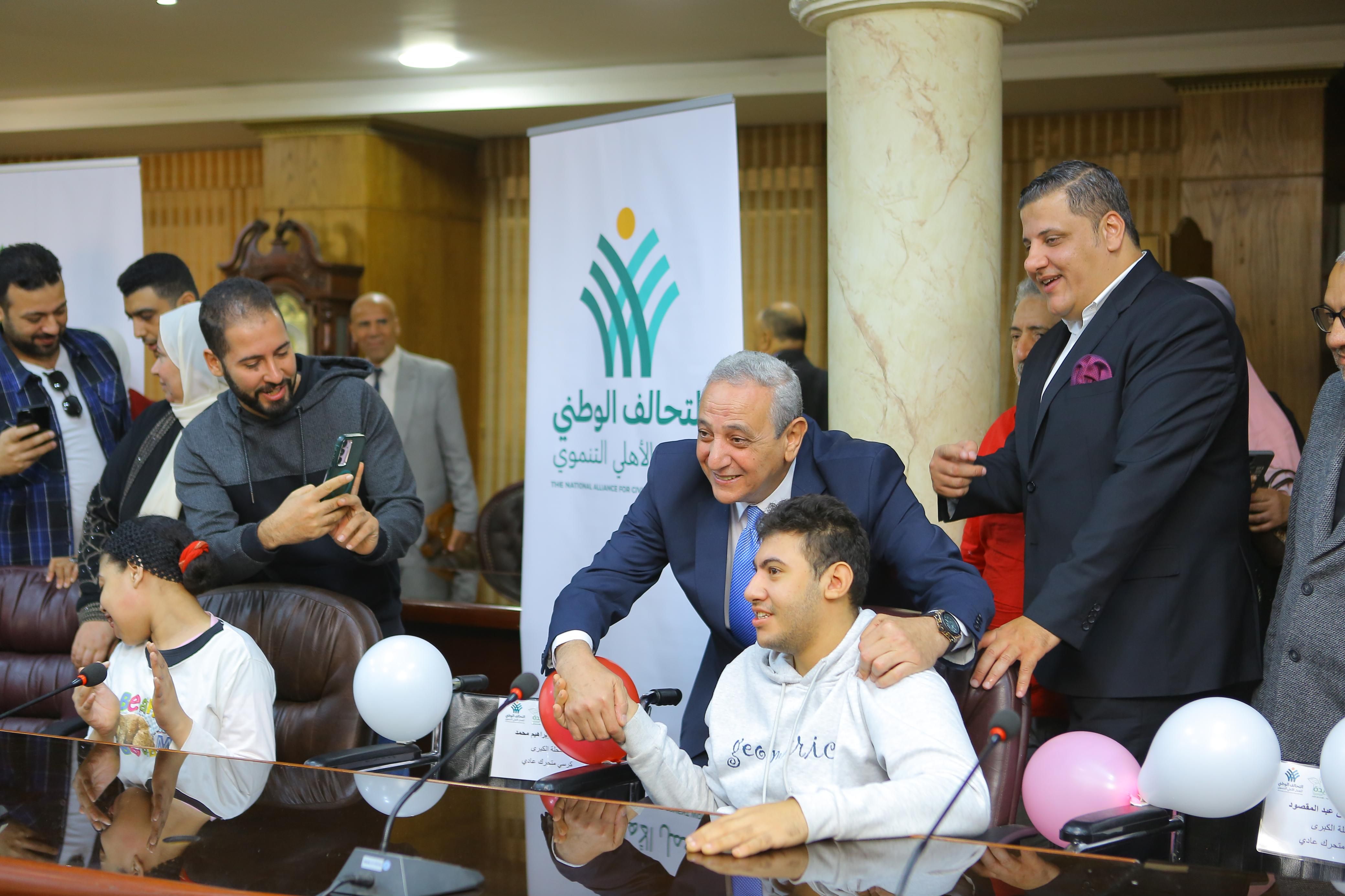 مؤسسة صناع الخير مع ذوى الإعاقة مؤسسة صناع الخير مع ذوى الإعاقة