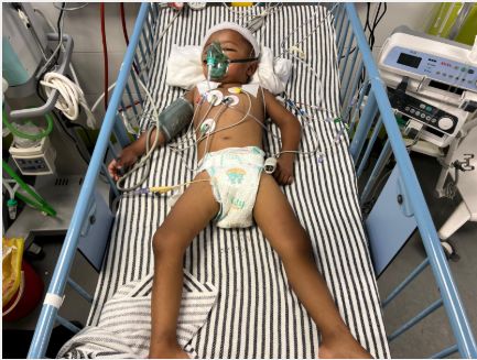 الطفل الفلسطيني المصاب كنان أبو محسن الطفل الفلسطيني المصاب كنان أبو محسن