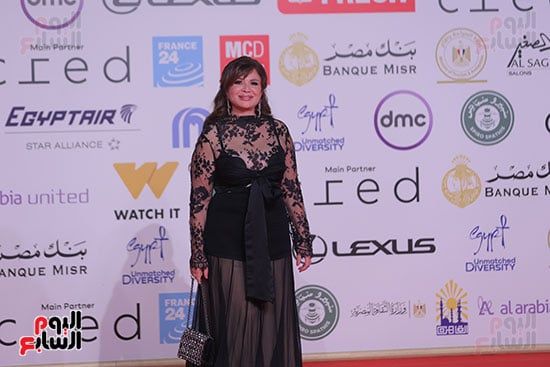 إلهام شاهين إلهام شاهين