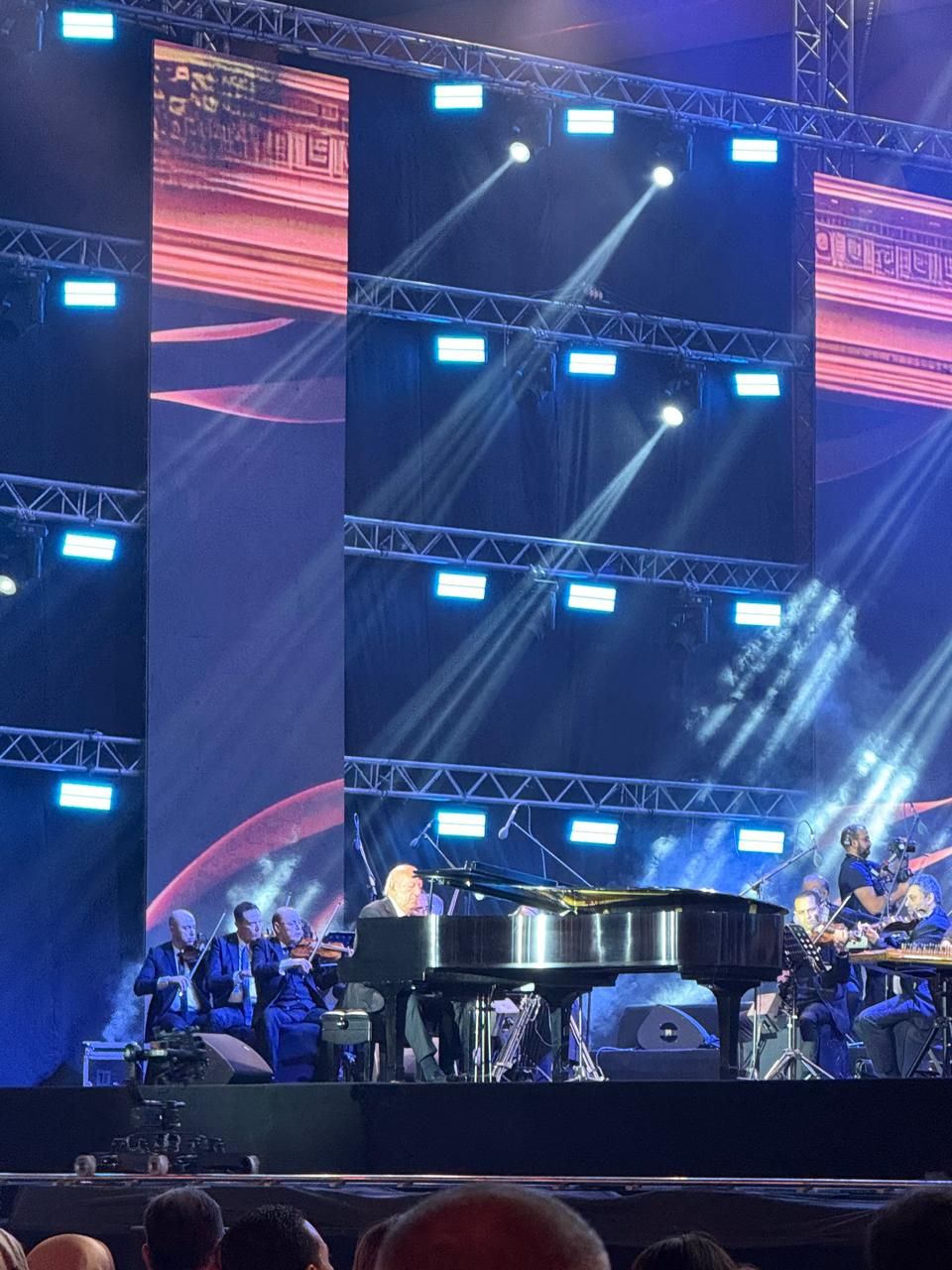 عمر خيرت عمر خيرت