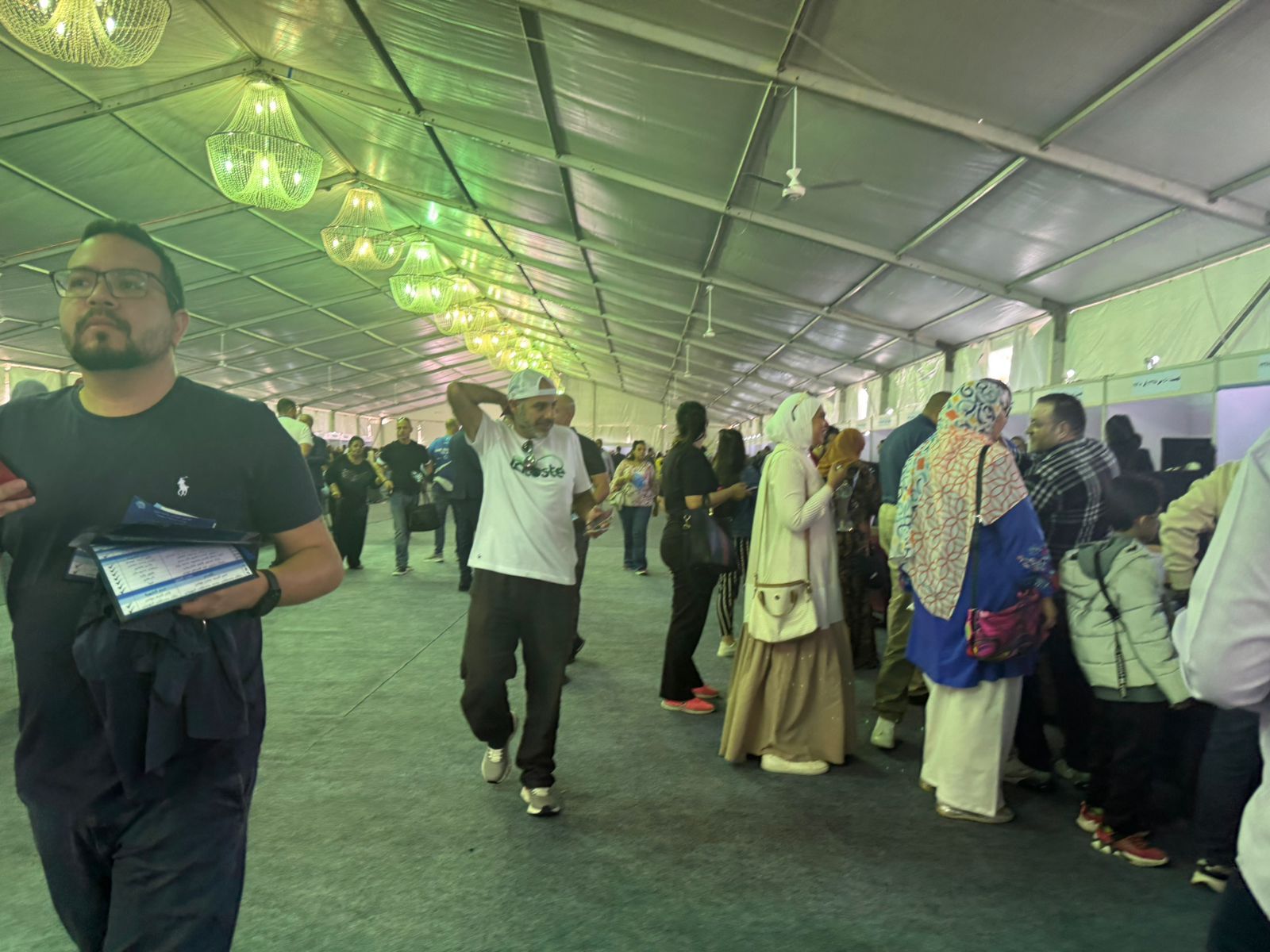 توافد الاعضاء علي انتخابات نادى هليوبوليس بكثافة توافد الاعضاء علي انتخابات نادى هليوبوليس بكثافة