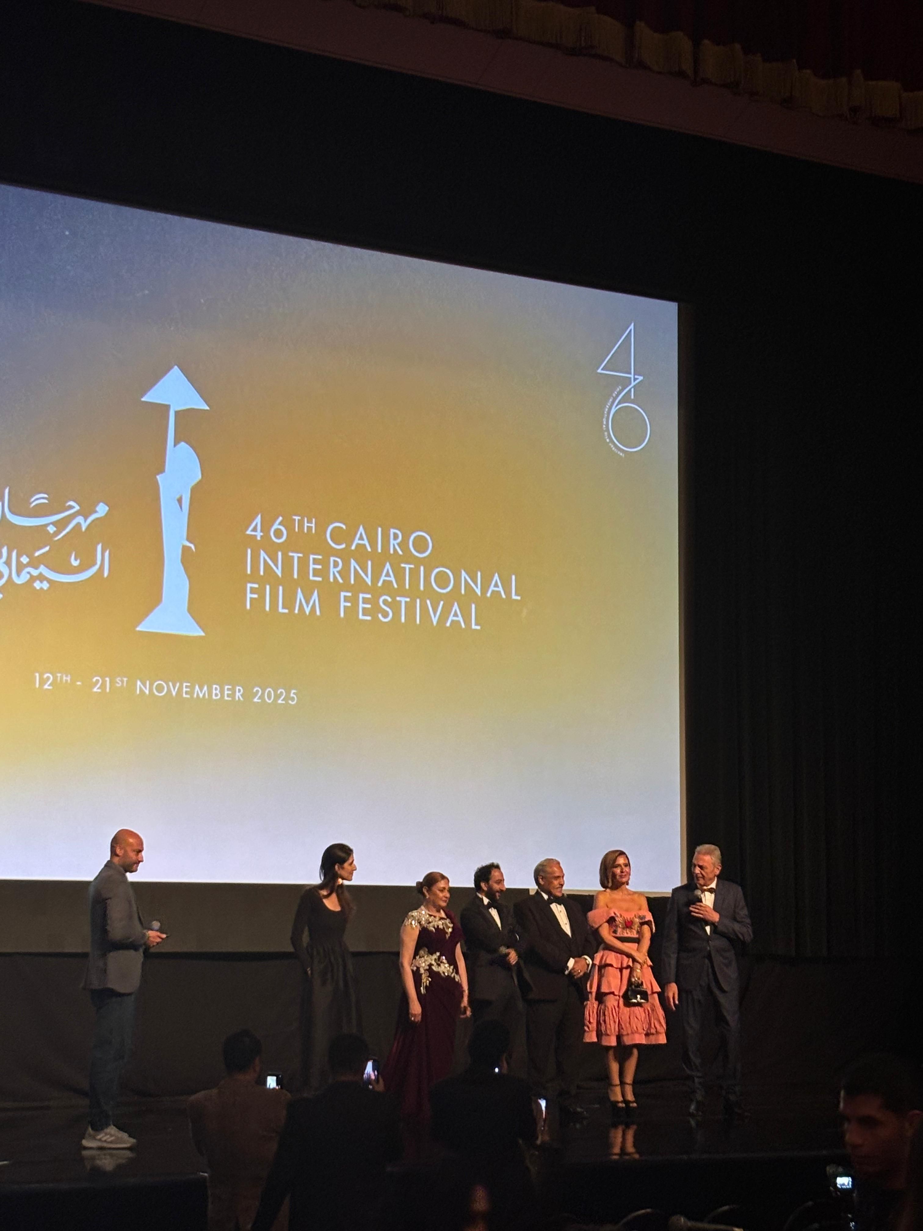 محمود حميدة شكوى رقم 713317 تجربة مثيرة و صعبة.. وإلهام شاهين تشيد بالفيلم (2) محمود حميدة شكوى رقم 713317 تجربة مثيرة و صعبة.. وإلهام شاهين تشيد بالفيلم (2)