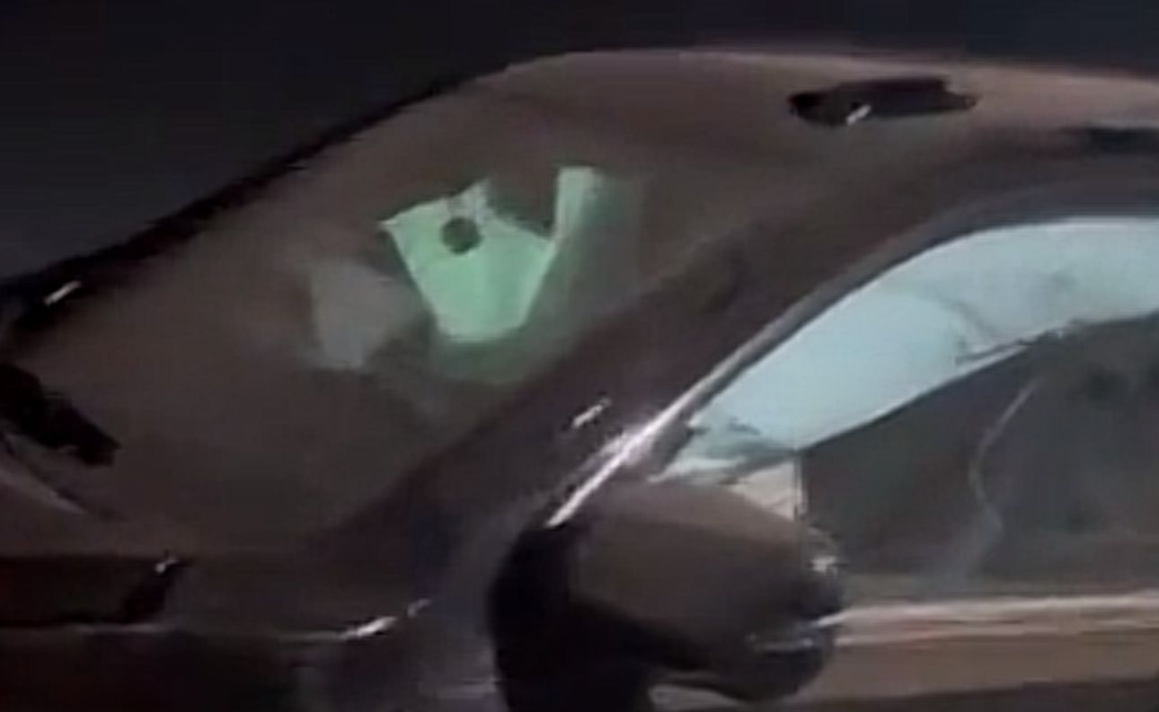 كواليس حادث الفنان أحمد سعد على طريق السخنة (2) كواليس حادث الفنان أحمد سعد على طريق السخنة (2)