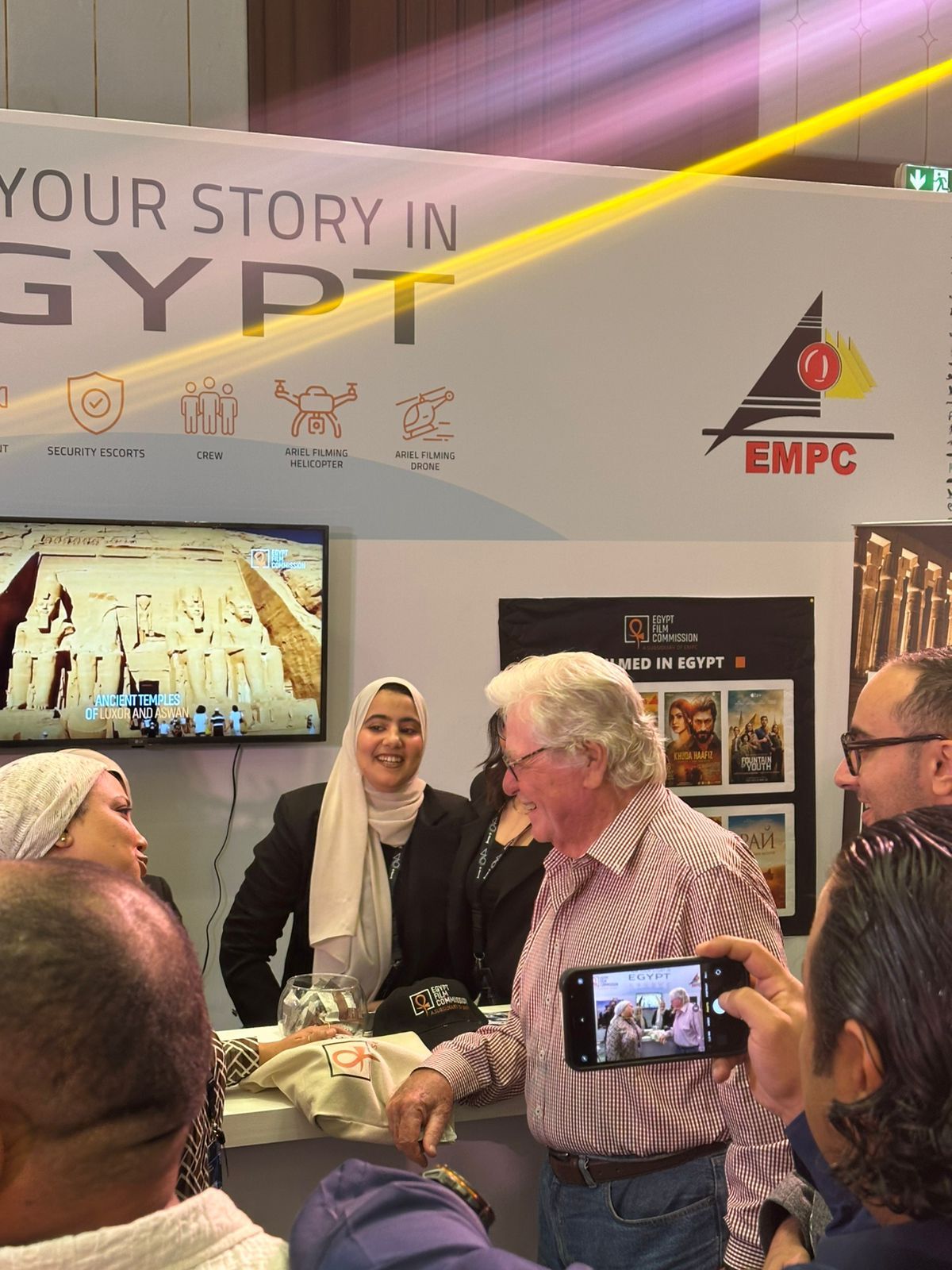 واتش ات وقناة الوثائقية ولجنة مصر للأفلام يشاركون في سوق مهرجان القاهرة (2) واتش ات وقناة الوثائقية ولجنة مصر للأفلام يشاركون في سوق مهرجان القاهرة (2)