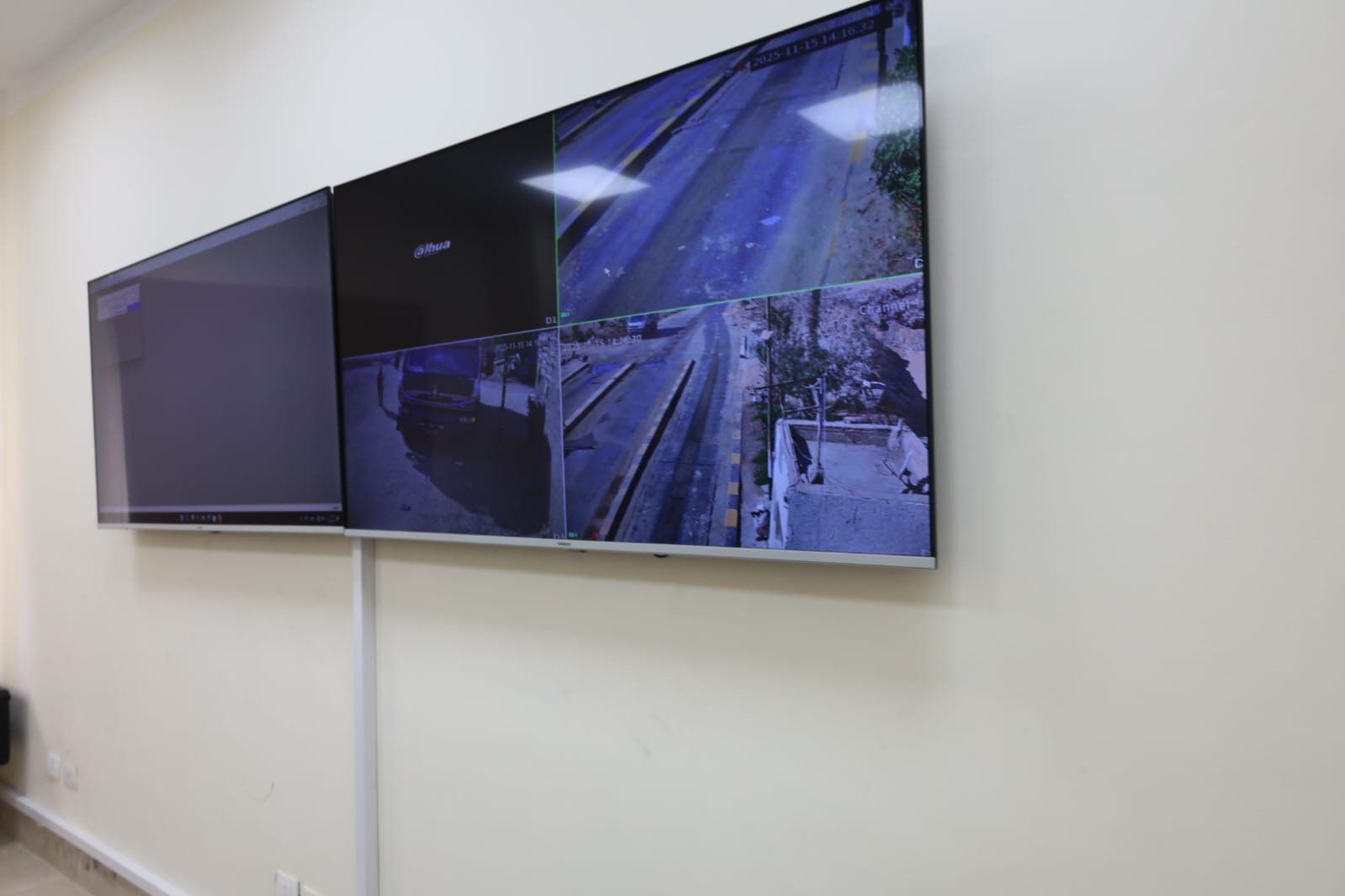 مسارات سيارات المخلفات مسارات سيارات المخلفات